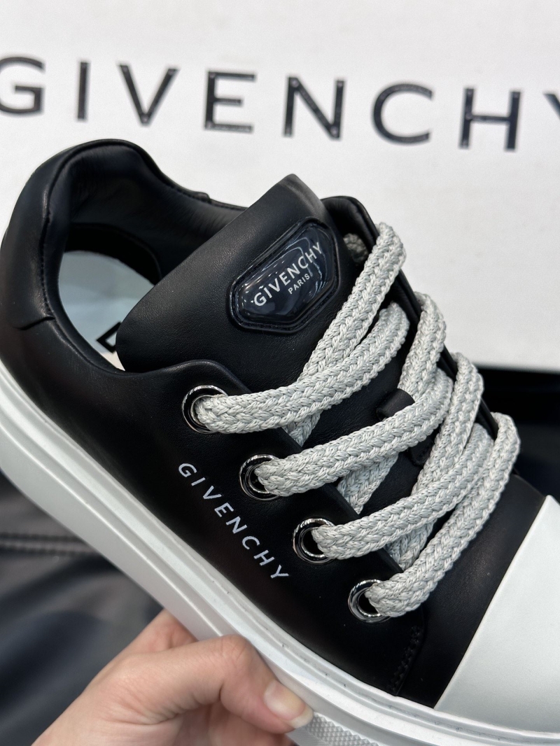 Givenchy Sneakers